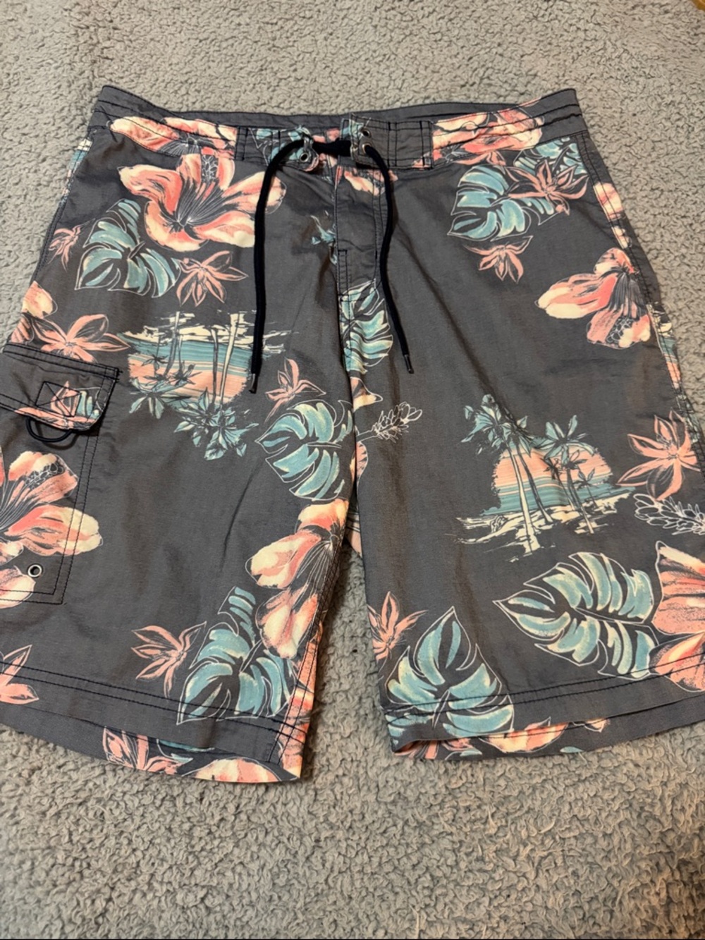 Roundtree & Yorke Black Swim Board Shorts with Coral and Teal Floral Print